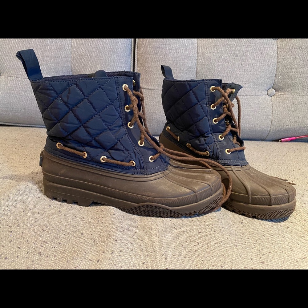 Woman’s Sperry Saltwater Quilted Duck Boots - Sz9